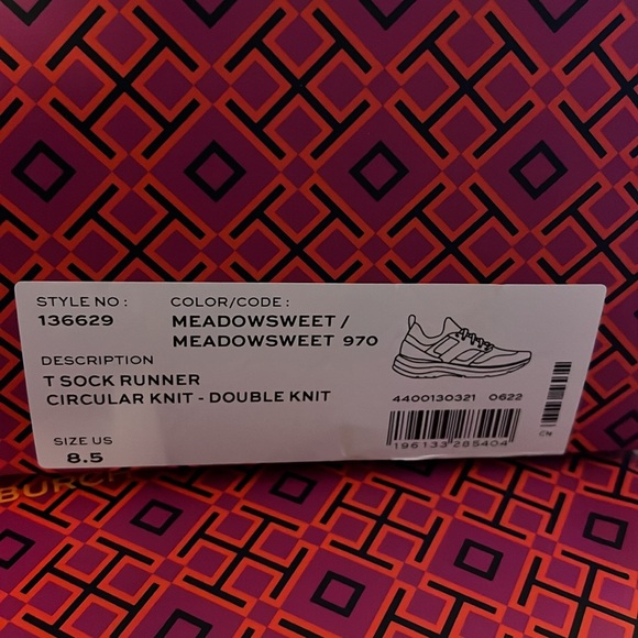 tory burch runner - Picture 5 of 6